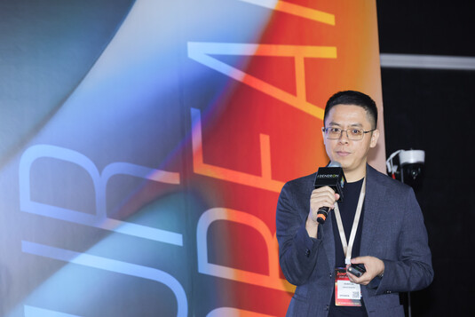 Keynote: From Bench to Bedside: Accelerating the Clinical Translation of Synthetic Biology Vaccines  Dr. Qiubin Lin, Founder and CEO of Delonix Bioworks 
